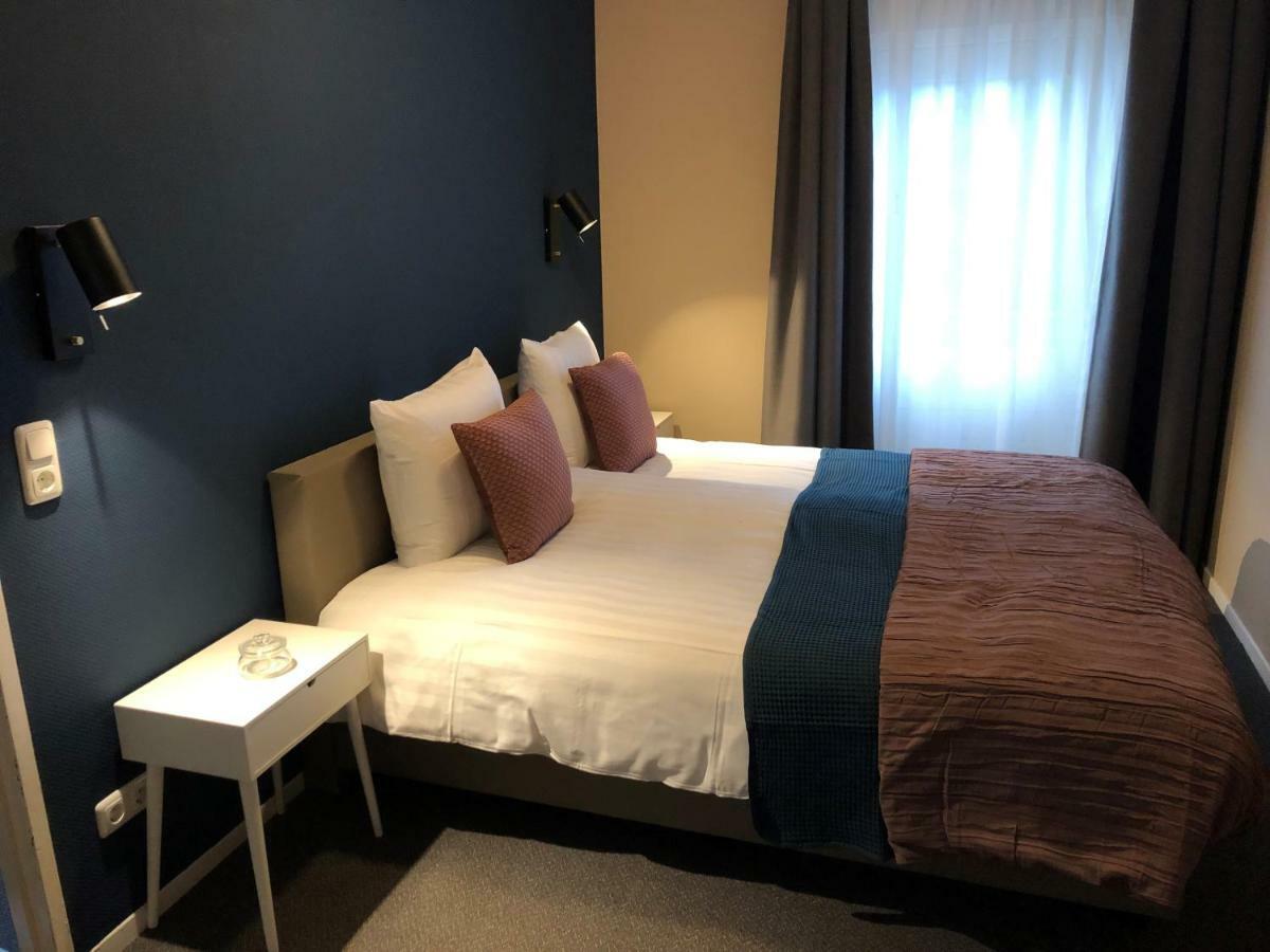 Hotel Van Dyk Valkenburg aan de Geul Esterno foto